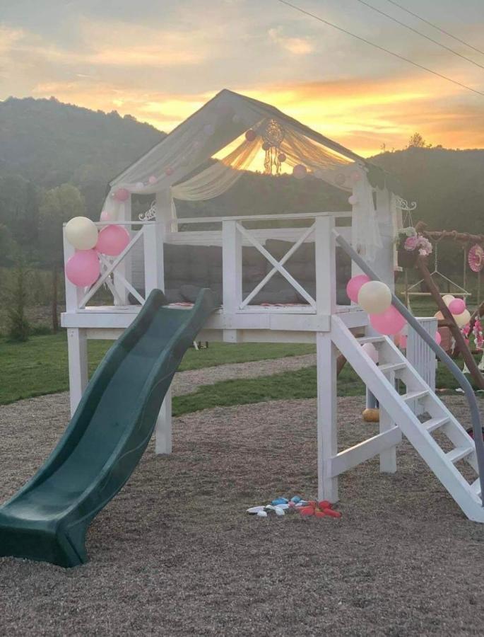 Kinder Valley Morlaca Cluj Ngoại thất bức ảnh